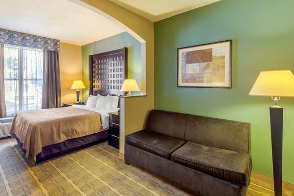  - Quality Suites Sherman