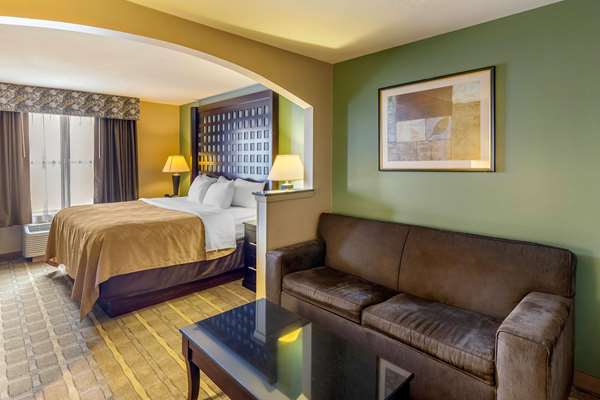 Suite - Quality Suites Sherman