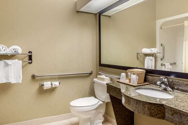  - Quality Suites Sherman
