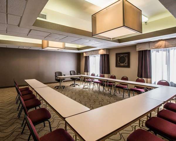  - Comfort Suites Stafford - I-69, Exit 112 & 113