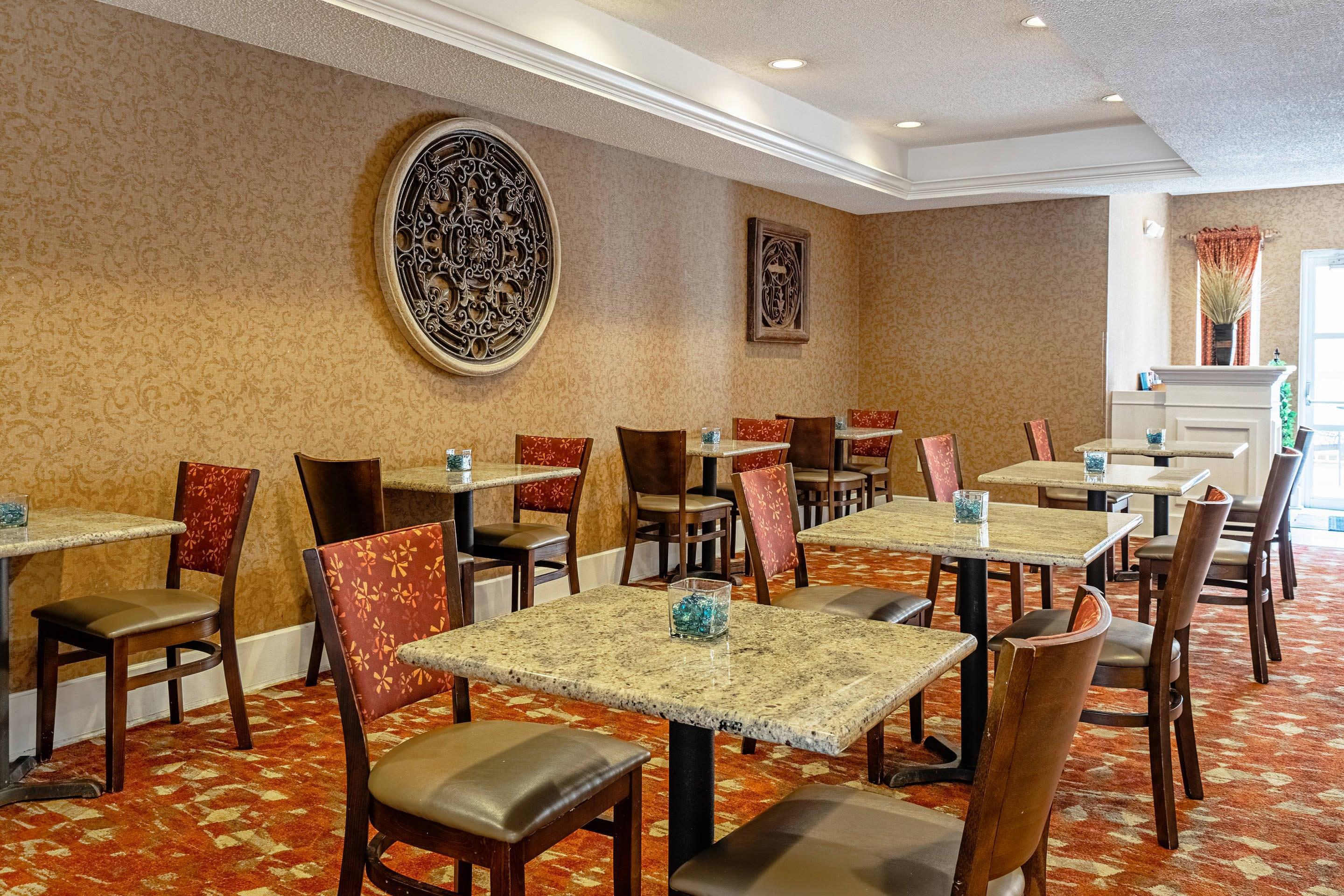 Breakfast area | Quality Suites