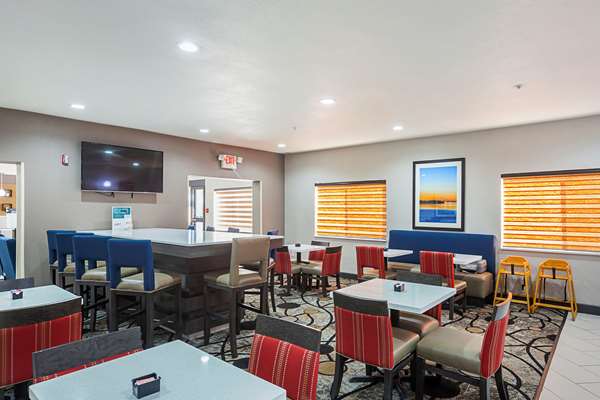 Amenities - Comfort Suites Lewisville