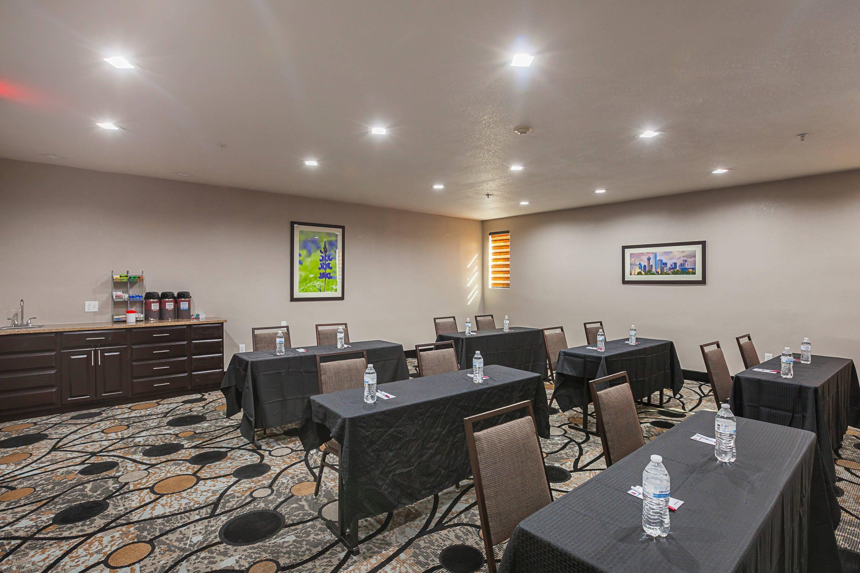 Meeting room | Comfort Suites Lewisville