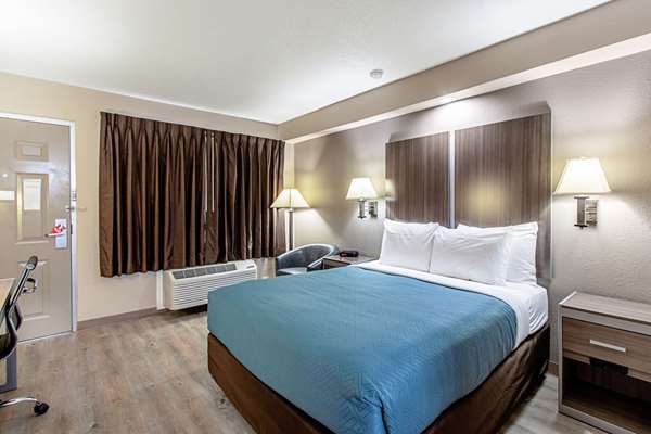  - Econo Lodge Kingsville