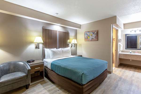  - Econo Lodge Kingsville