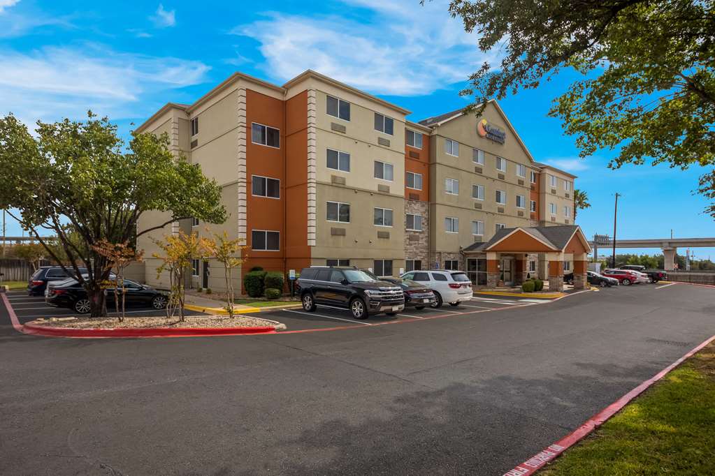 Comfort Inn and Suites Austin North Loop
