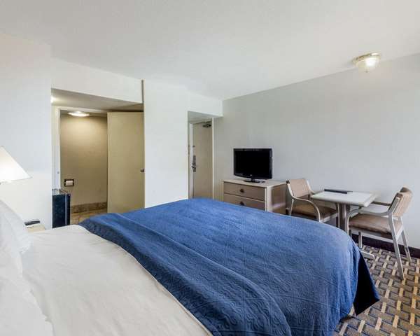  - Quality Inn & Suites Sandy Shores Corpus Christi