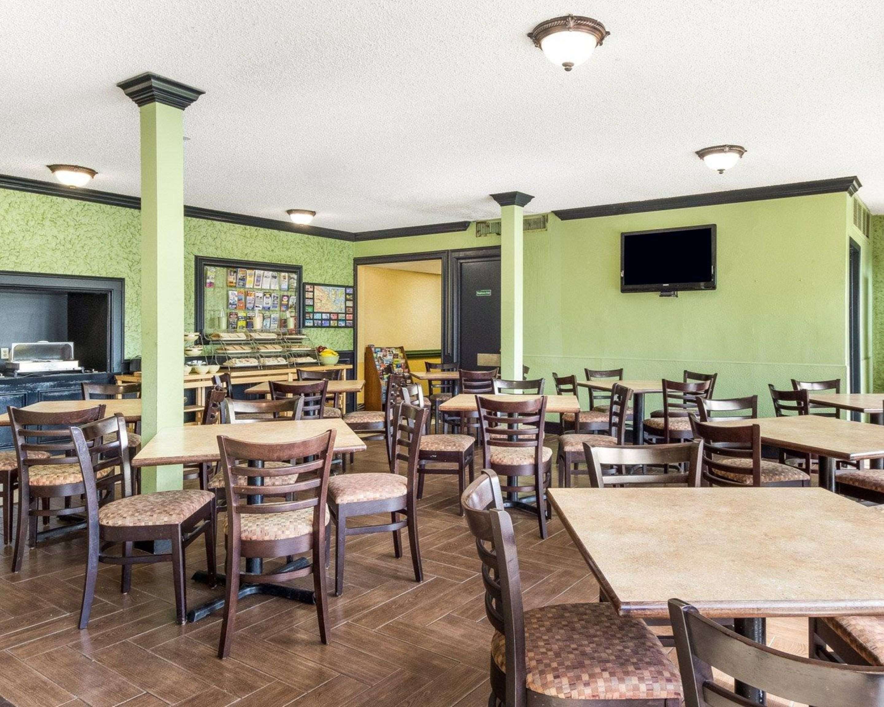 Breakfast area in the lobby | Quality Inn & Suites Corpus Christi