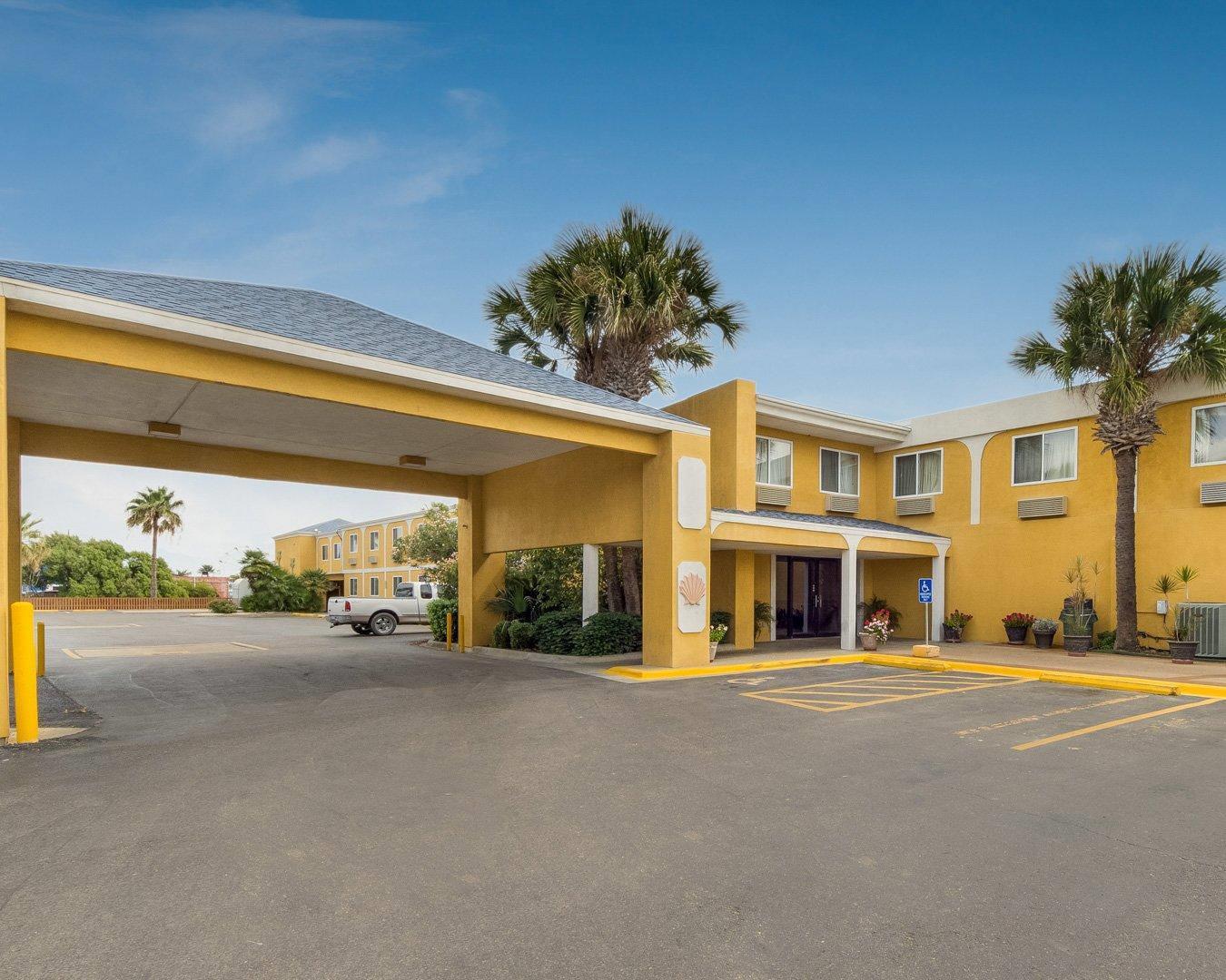 Corpus Christi hotel, Quality Inn & Suites on the beach | Quality Inn & Suites Corpus Christi