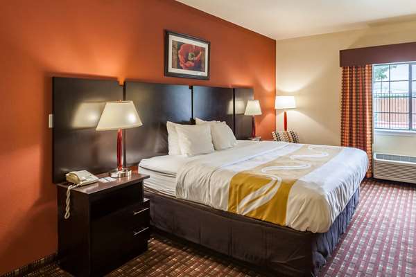  - Quality Inn SeaWorld San Antonio