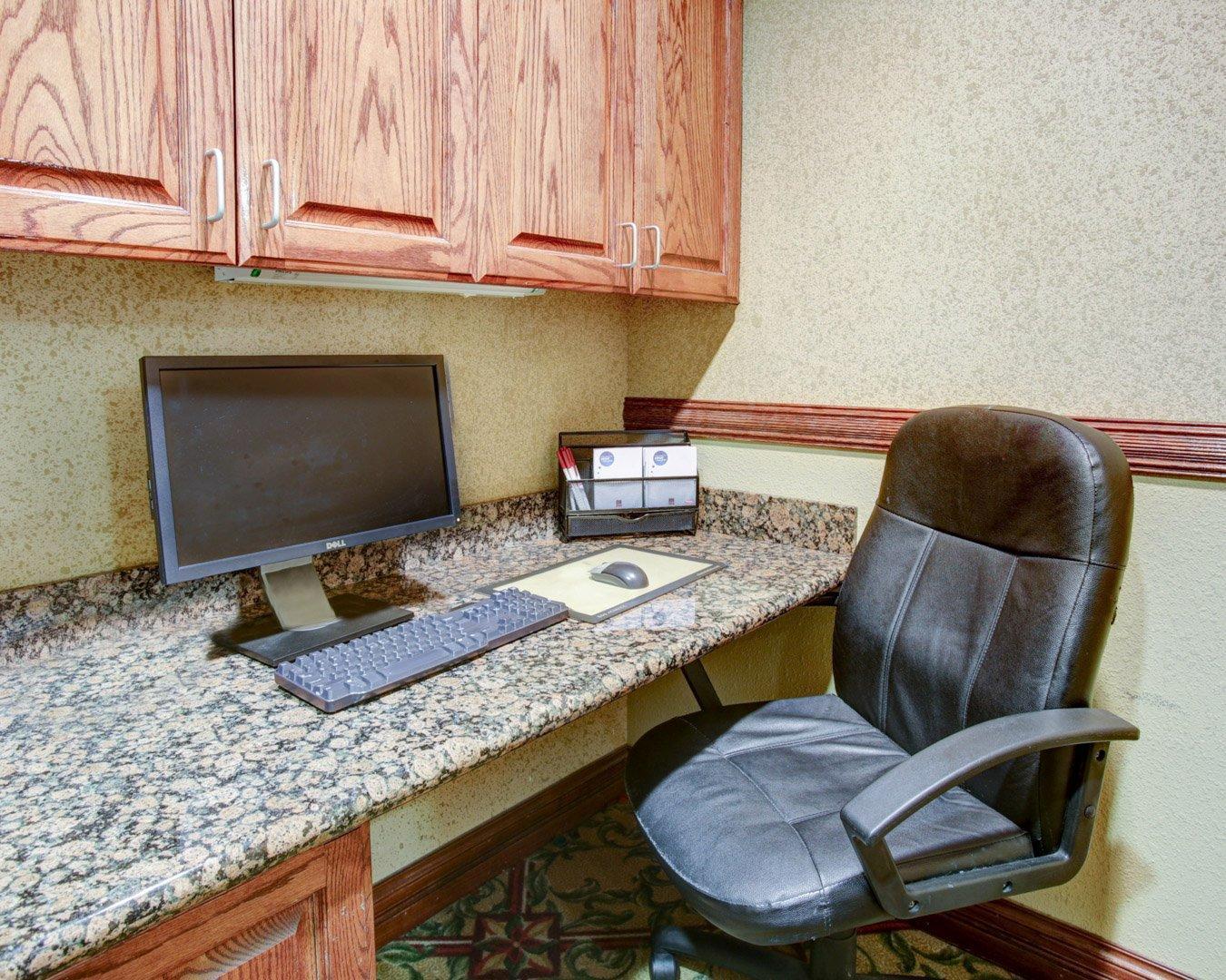 Business center with high-speed Internet access | Comfort Suites University Drive