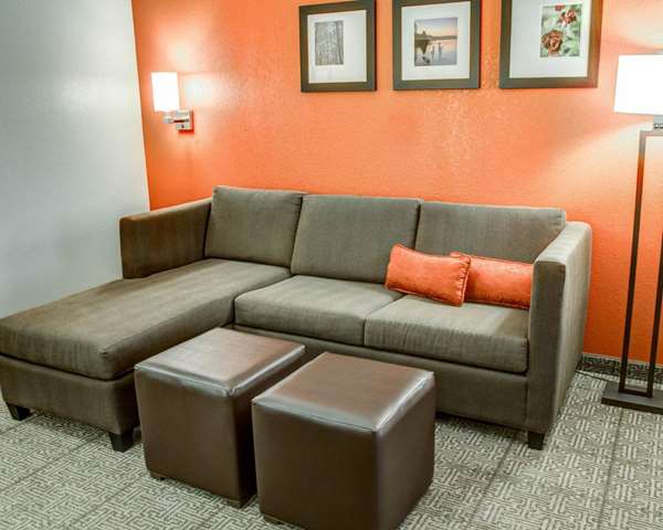 Suite - Comfort Suites Tyler