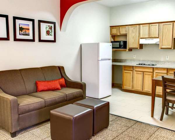 Suite - Comfort Suites Tyler