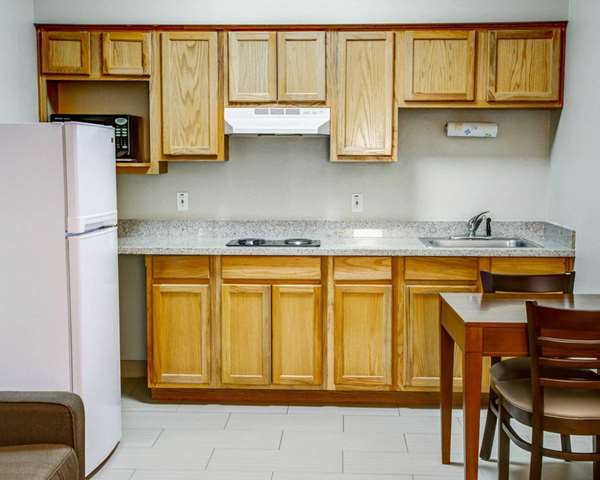 Suite - Comfort Suites Tyler