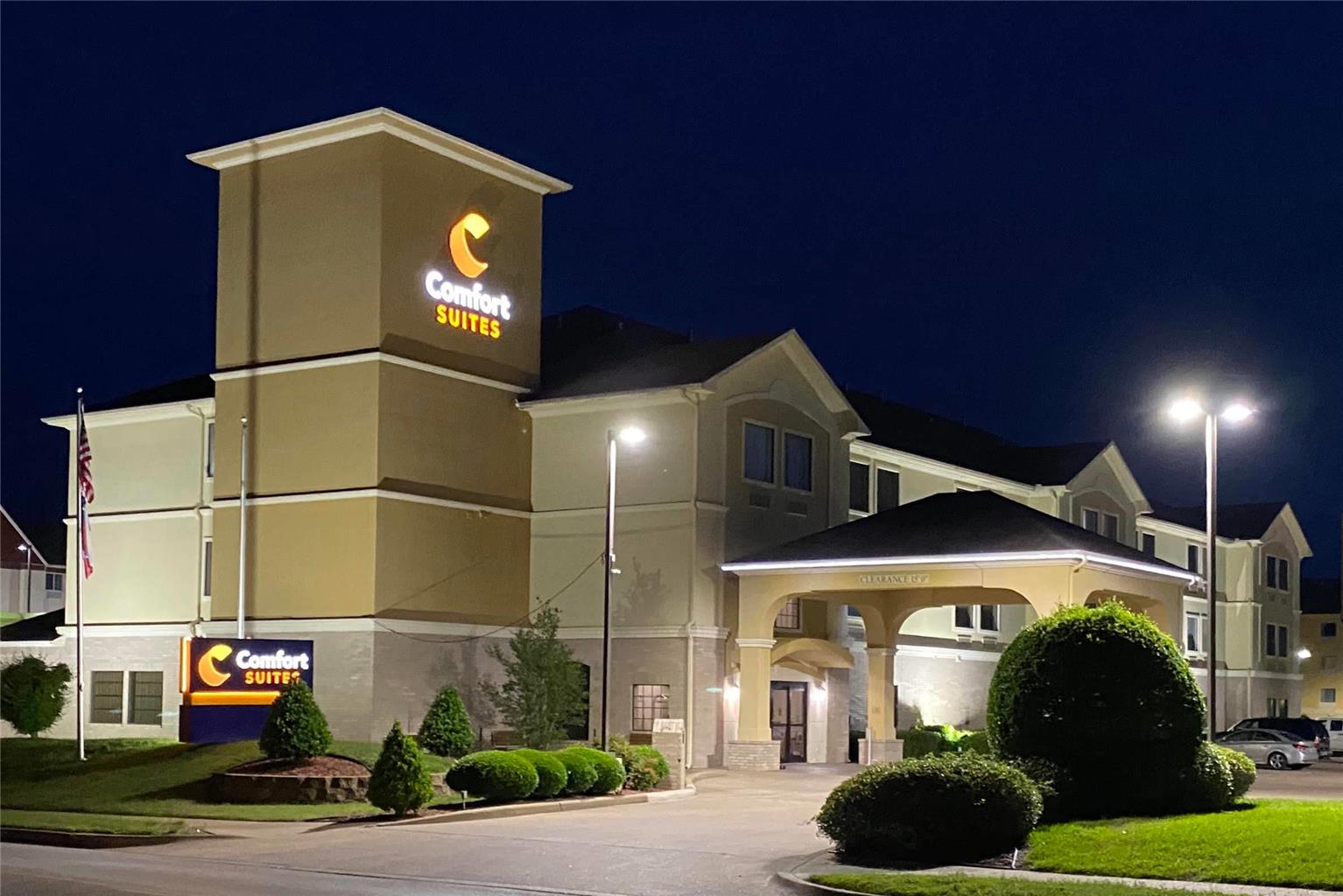 Comfort Suites