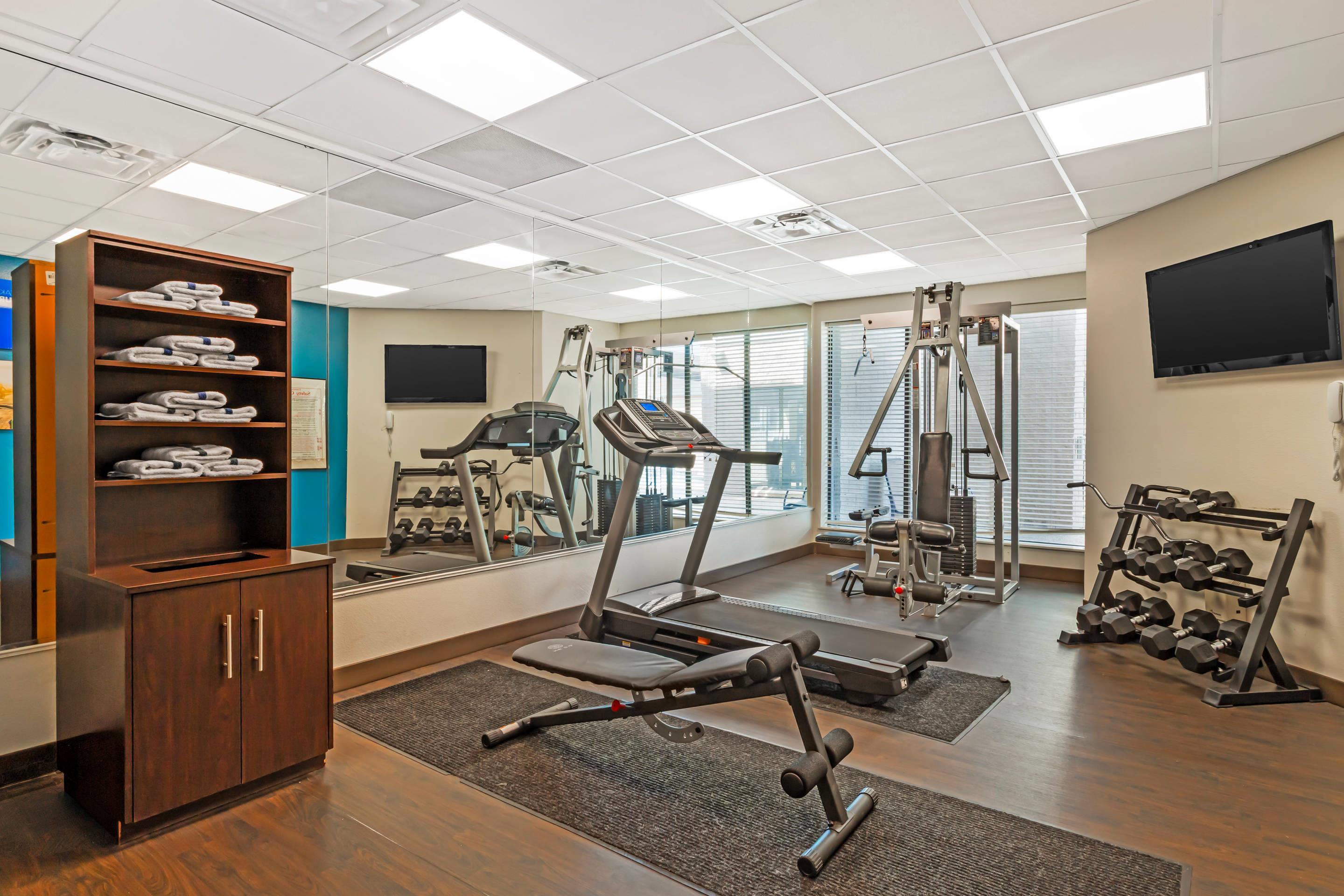 Fitness center | Comfort Suites Deer Park Pasadena