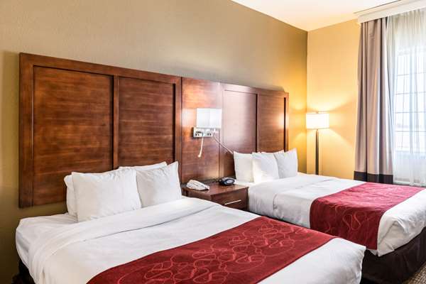  - Comfort Suites South Amarillo - I-27, Exit 116
