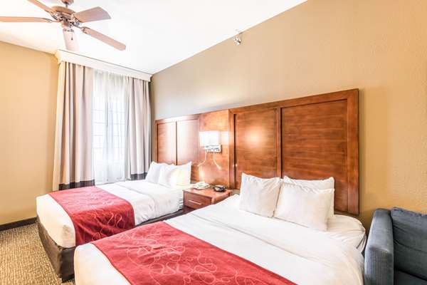  - Comfort Suites South Amarillo - I-27, Exit 116