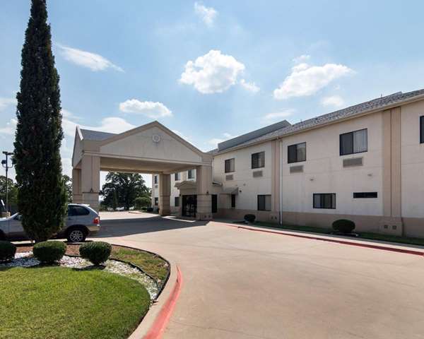 Exterior view - Econo Lodge Weatherford - I-20, Exit 406