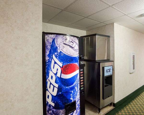  - Econo Lodge Weatherford - I-20, Exit 406