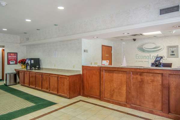  - Econo Lodge Weatherford - I-20, Exit 406