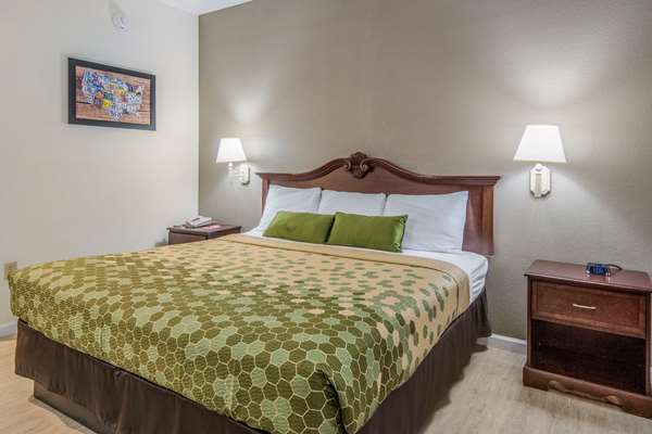  - Econo Lodge Weatherford - I-20, Exit 406