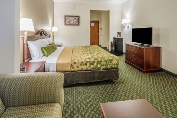  - Econo Lodge Weatherford - I-20, Exit 406