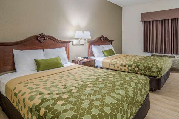  - Econo Lodge Weatherford - I-20, Exit 406