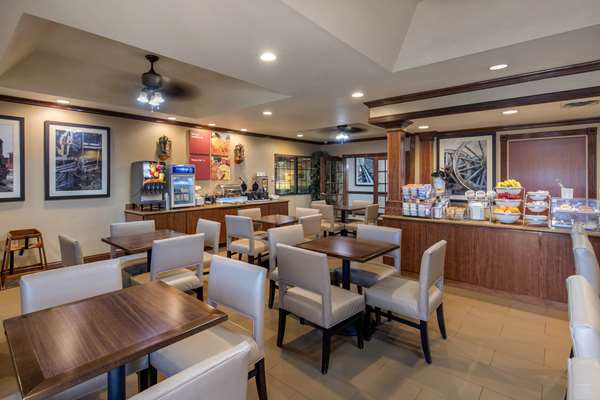 Amenities - Comfort Suites Marshall - I-20, Exit 617