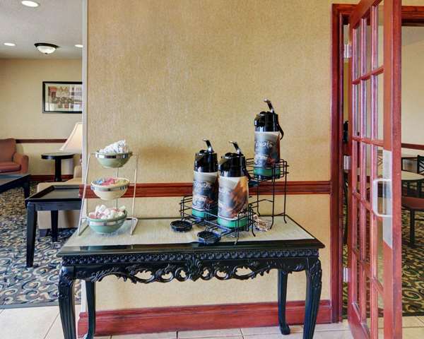  - Quality Inn & Suites Wichita Falls - I-44, Exit 2