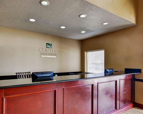  - Quality Inn & Suites Wichita Falls - I-44, Exit 2