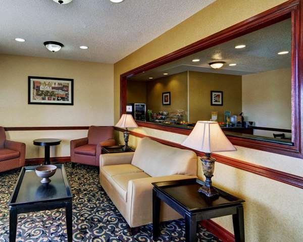  - Quality Inn & Suites Wichita Falls - I-44, Exit 2