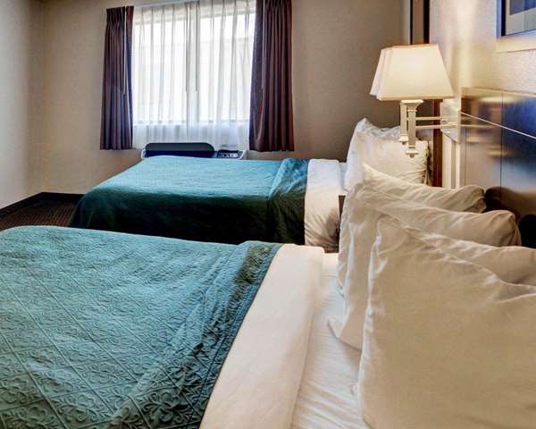  - Quality Inn & Suites Wichita Falls - I-44, Exit 2