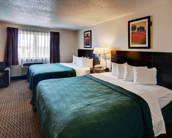Suite - Quality Inn & Suites Wichita Falls - I-44, Exit 2