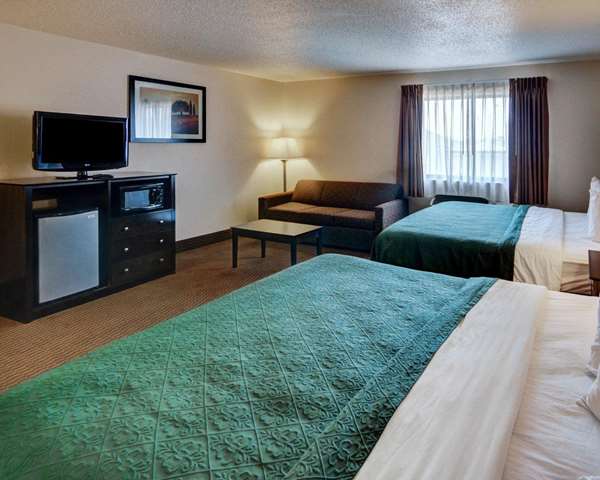 Suite - Quality Inn & Suites Wichita Falls - I-44, Exit 2