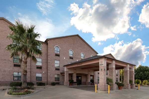 Exterior view - Quality Inn Buffalo - I-45, Exit 178