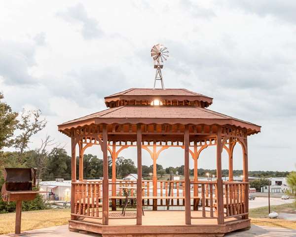  - Quality Inn Buffalo - I-45, Exit 178