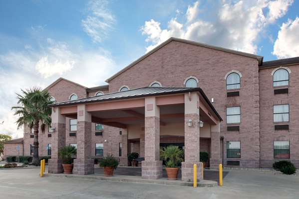 Exterior view - Quality Inn Buffalo - I-45, Exit 178