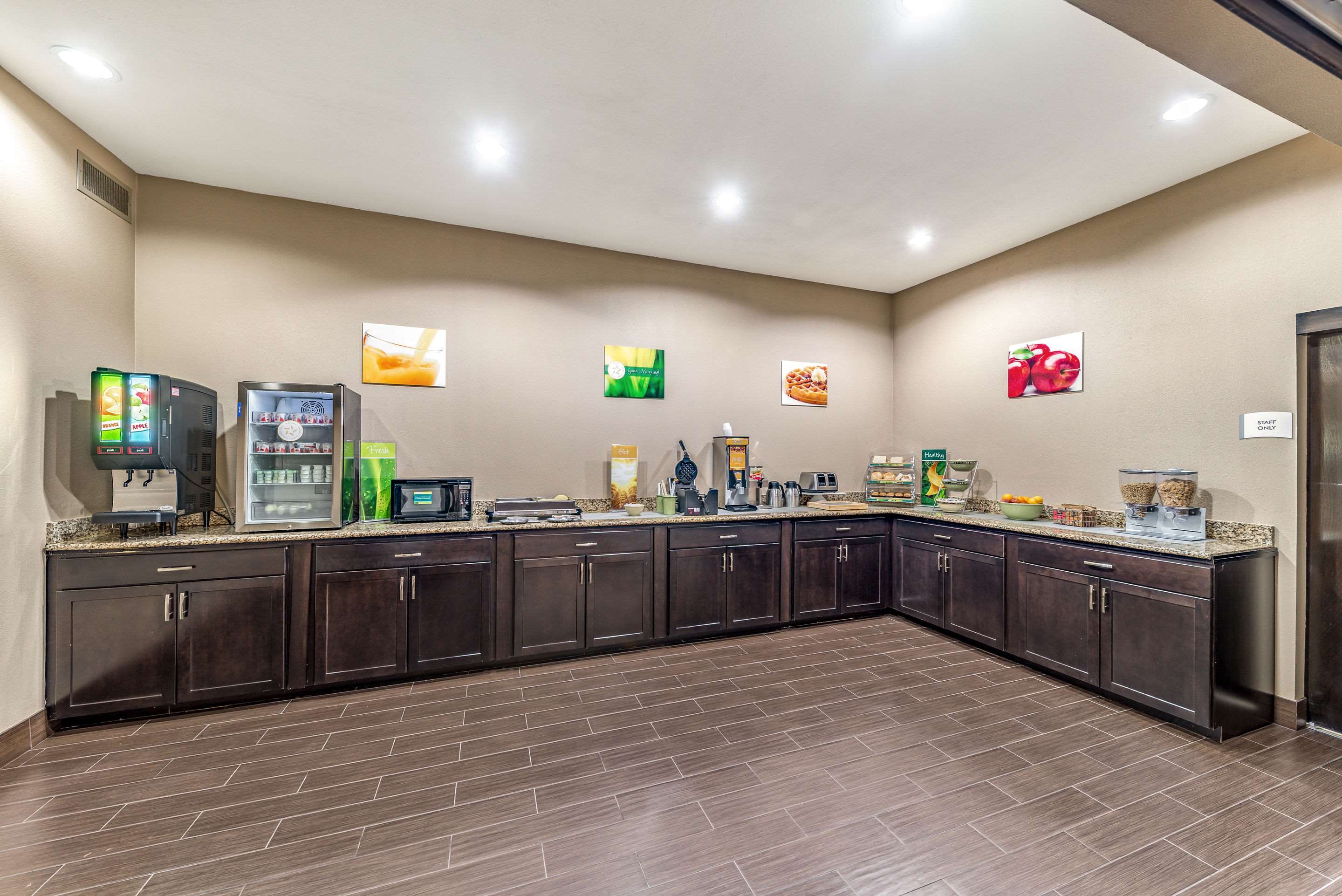 Breakfast area