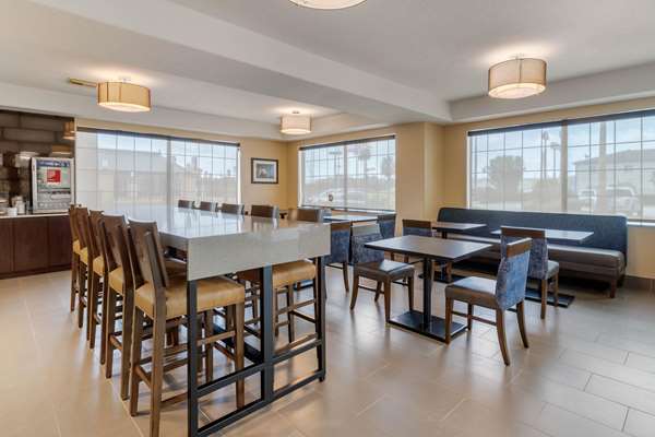 Amenities - Comfort Suites Baytown - I-10, Exit 792