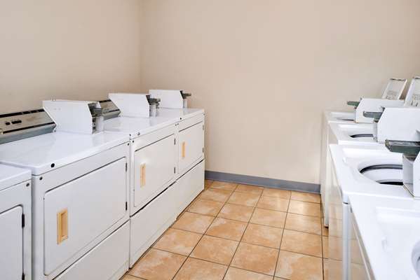 Amenities - Econo Lodge Inn & Suites Port Arthur