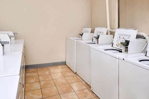 Amenities - Econo Lodge Inn & Suites Port Arthur