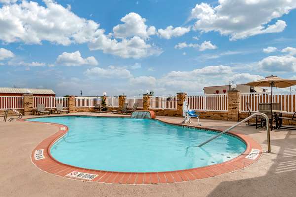 Pool - Comfort Suites Central Corpus Christi