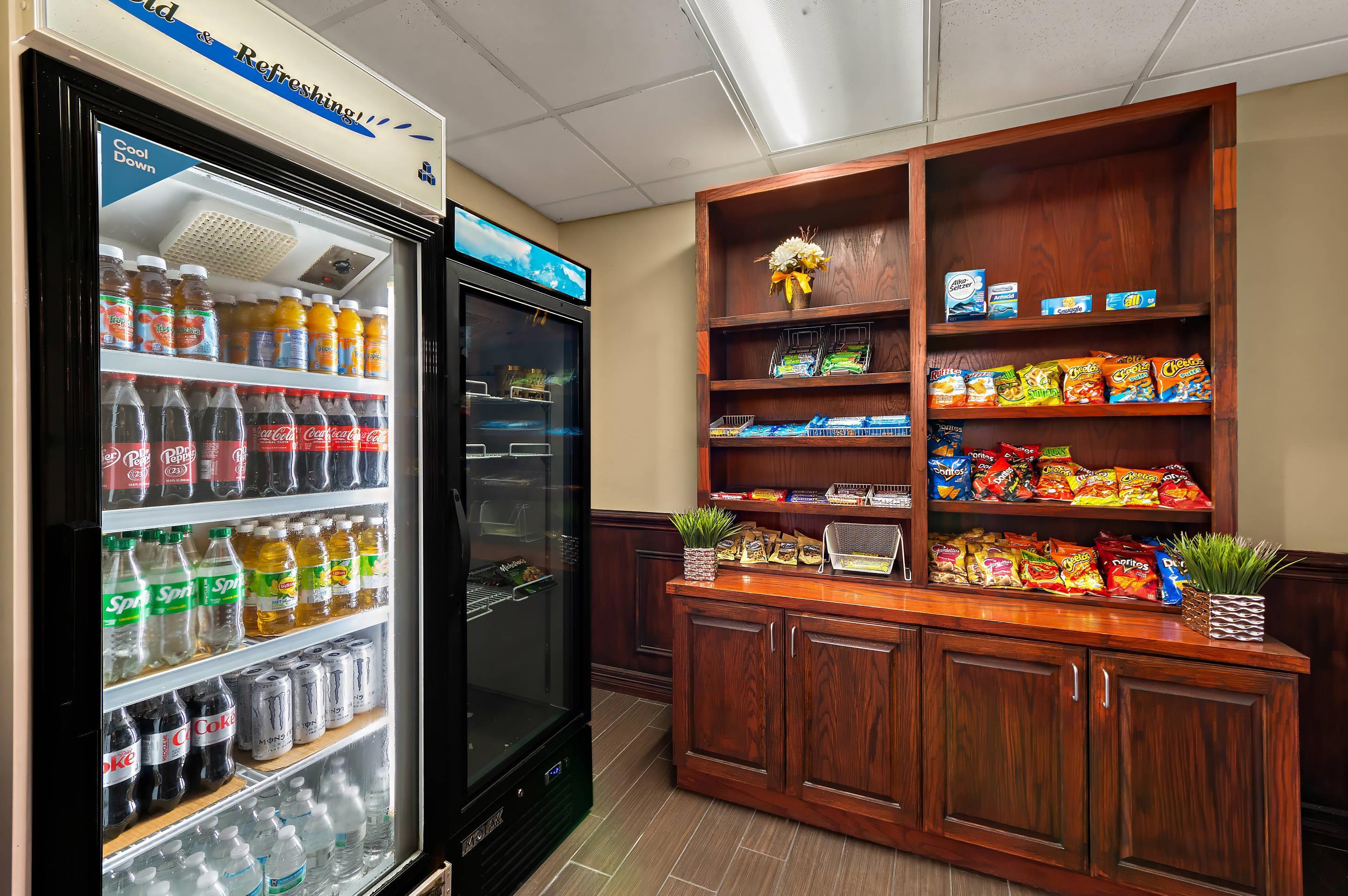 Hotel marketplace | Comfort Suites Central