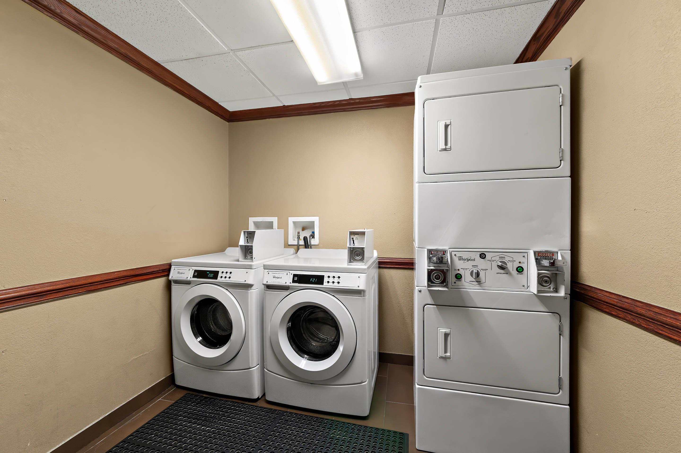 Guest laundry facilities | Comfort Suites Central