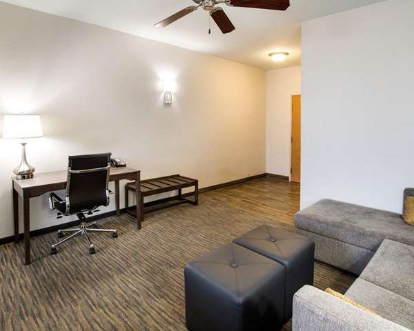  - Comfort Suites San Angelo