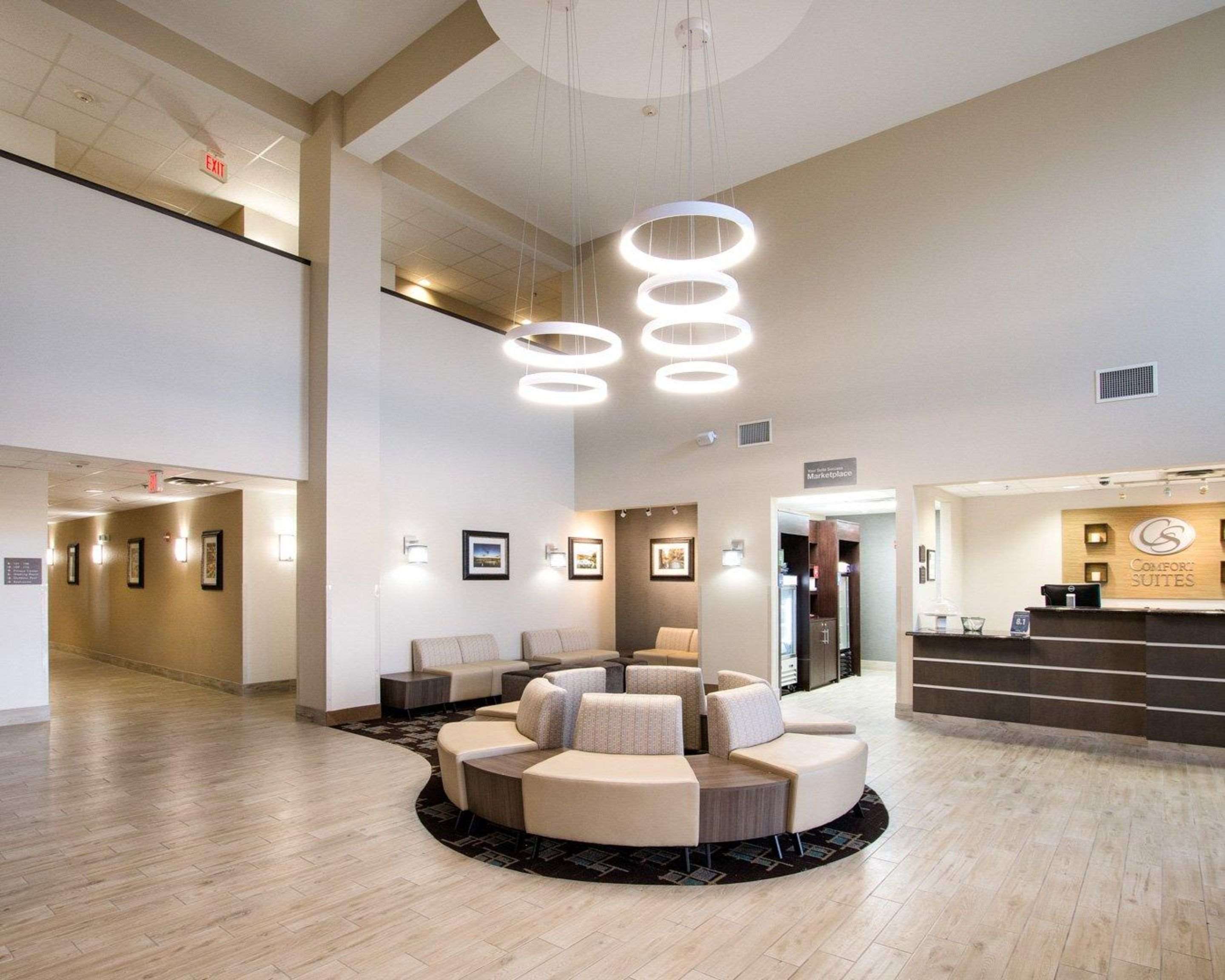 Hotel lobby | Comfort Suites San Angelo near University