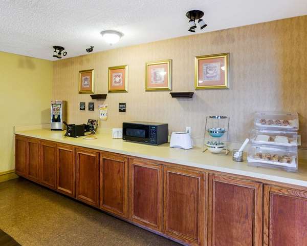 Amenities - Rodeway Inn & Suites Fiesta Park San Antonio - I-10, Exit 560
