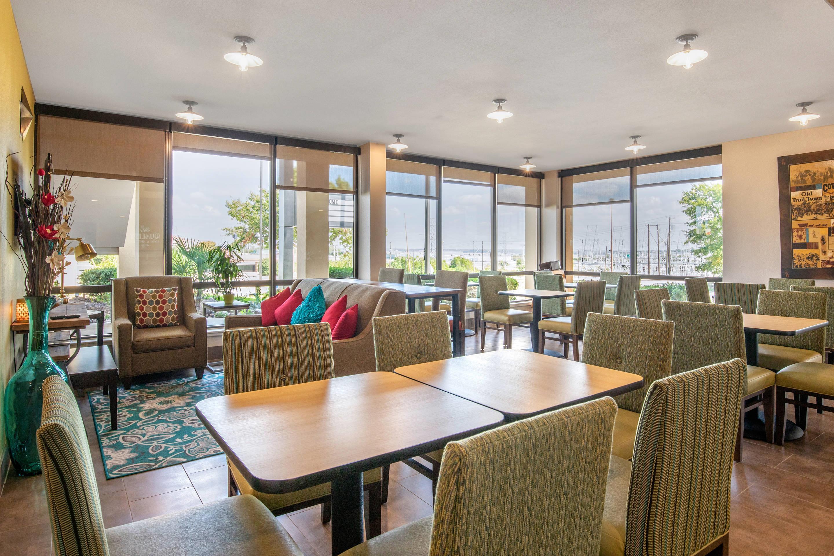 Breakfast area