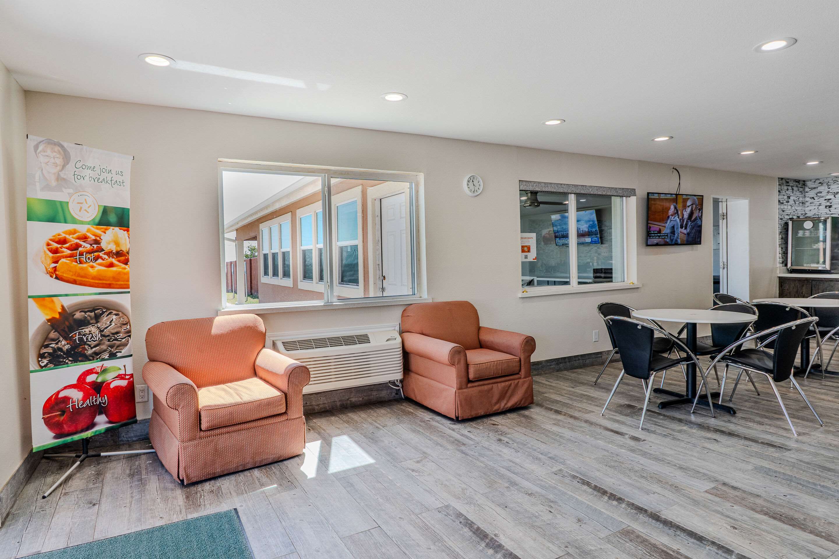 Hotel lobby | Quality Inn Rockport on Aransas Bay